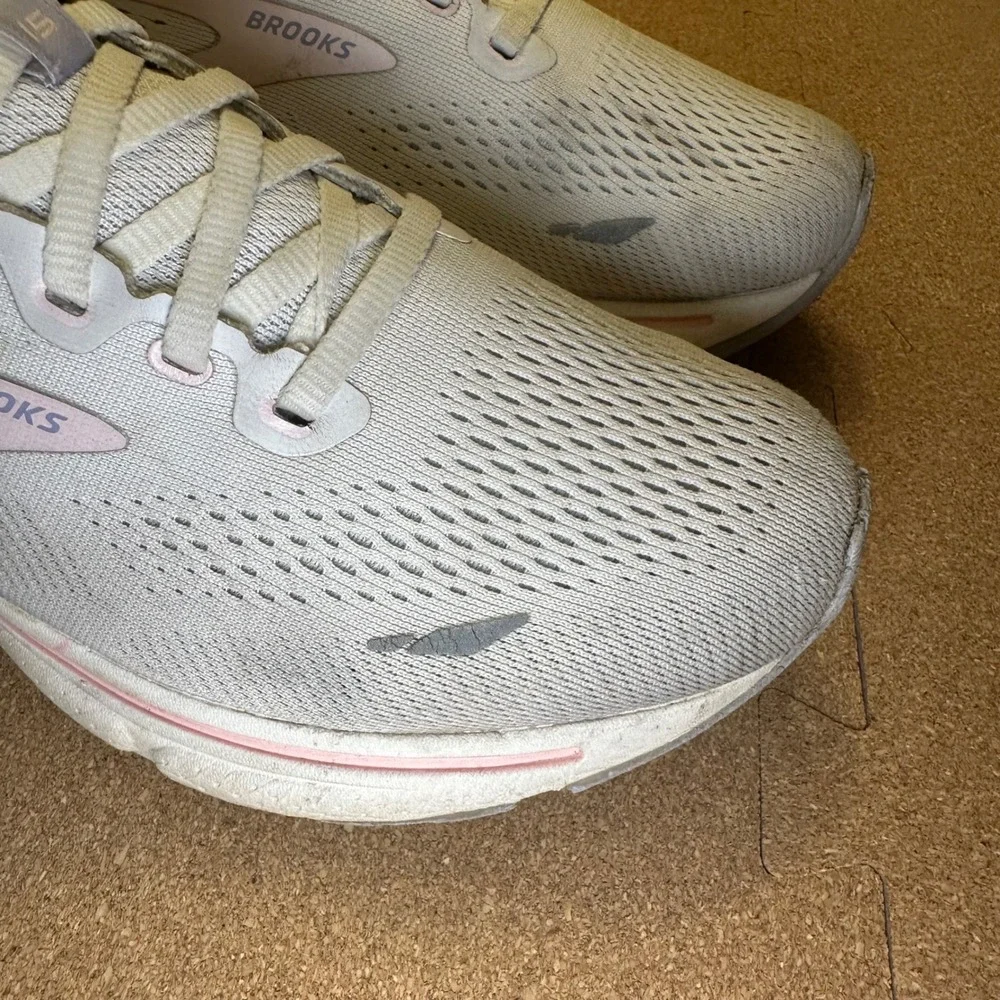 Brooks Ghost 15 Womens Running Shoes Grey Lavender Pink 1203801B199 Size 9.5
